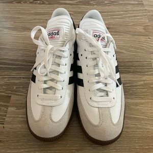 Brand New Adidas Samba Cloud White / Core Black / Clear Granite size 9 women